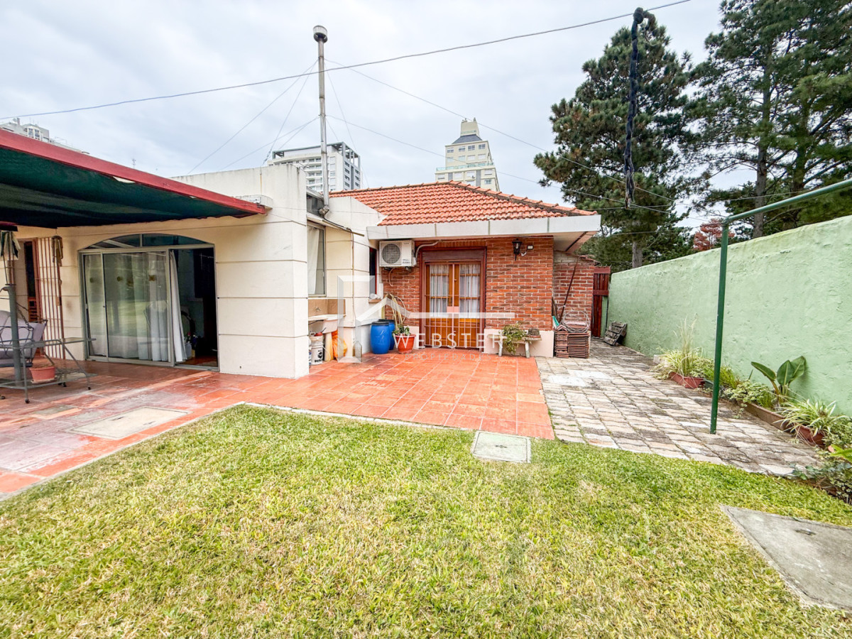 Casa ID.2851 - ALQUILER ANUAL AMPLIA CASA 3 DORMITORIOS 2 BAÑOS CANTEGRIL PUNTA DEL ESTE EXCELENTE CONSTRUCCION 