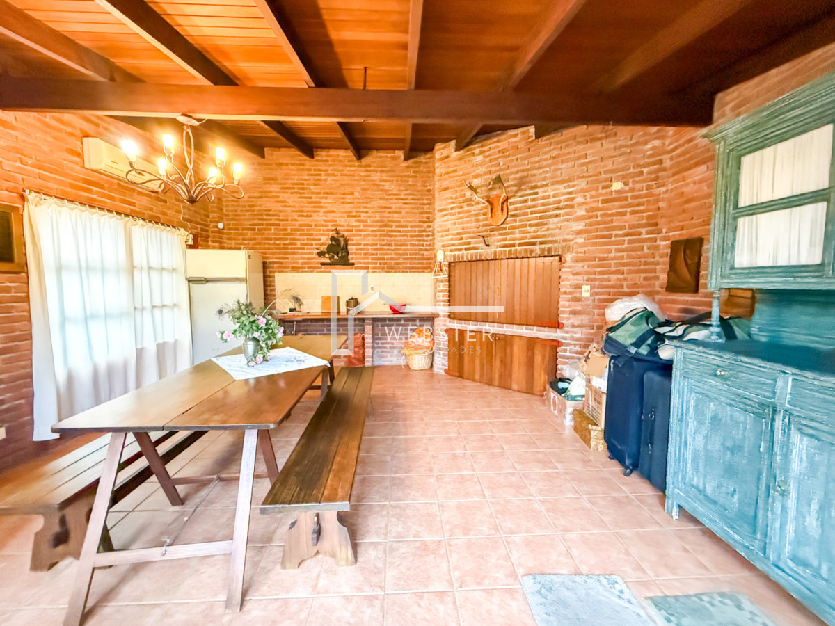 Casa ID.2851 - ALQUILER ANUAL AMPLIA CASA 3 DORMITORIOS 2 BAÑOS CANTEGRIL PUNTA DEL ESTE EXCELENTE CONSTRUCCION 