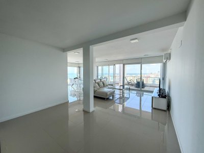  PENTHOUSE 2DA LINEA BRAVA 3 DORMITORIOS - PSK2185A