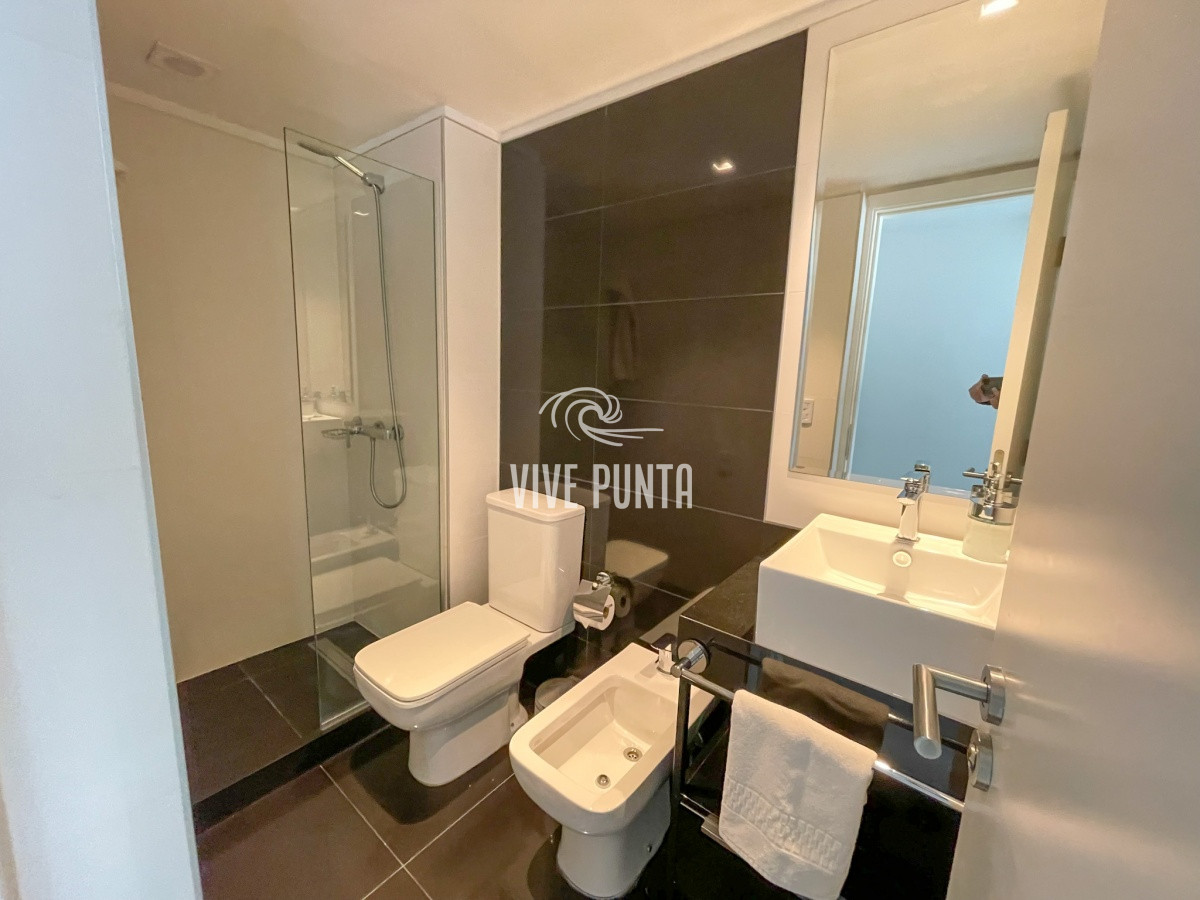 Apartamento ID.684 - ALQUILER ANUAL 1 DORMITORIO PUNTA DEL ESTE BRAVA MANSA TODOS LOS SERVICIOS