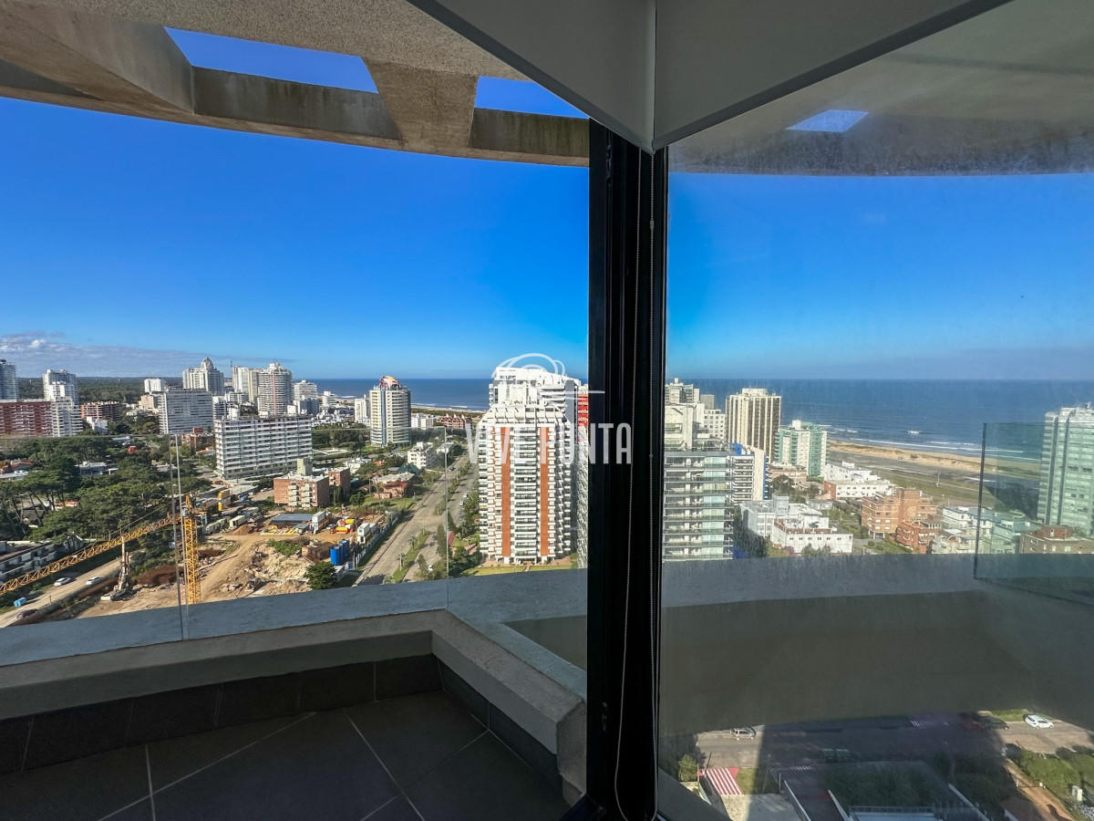 Apartamento ID.686 - ALQUILER ANUAL 1 DORMITORIO PISO ALTO SIN MUEBLES PUNTA DEL ESTE AIDY GRILL