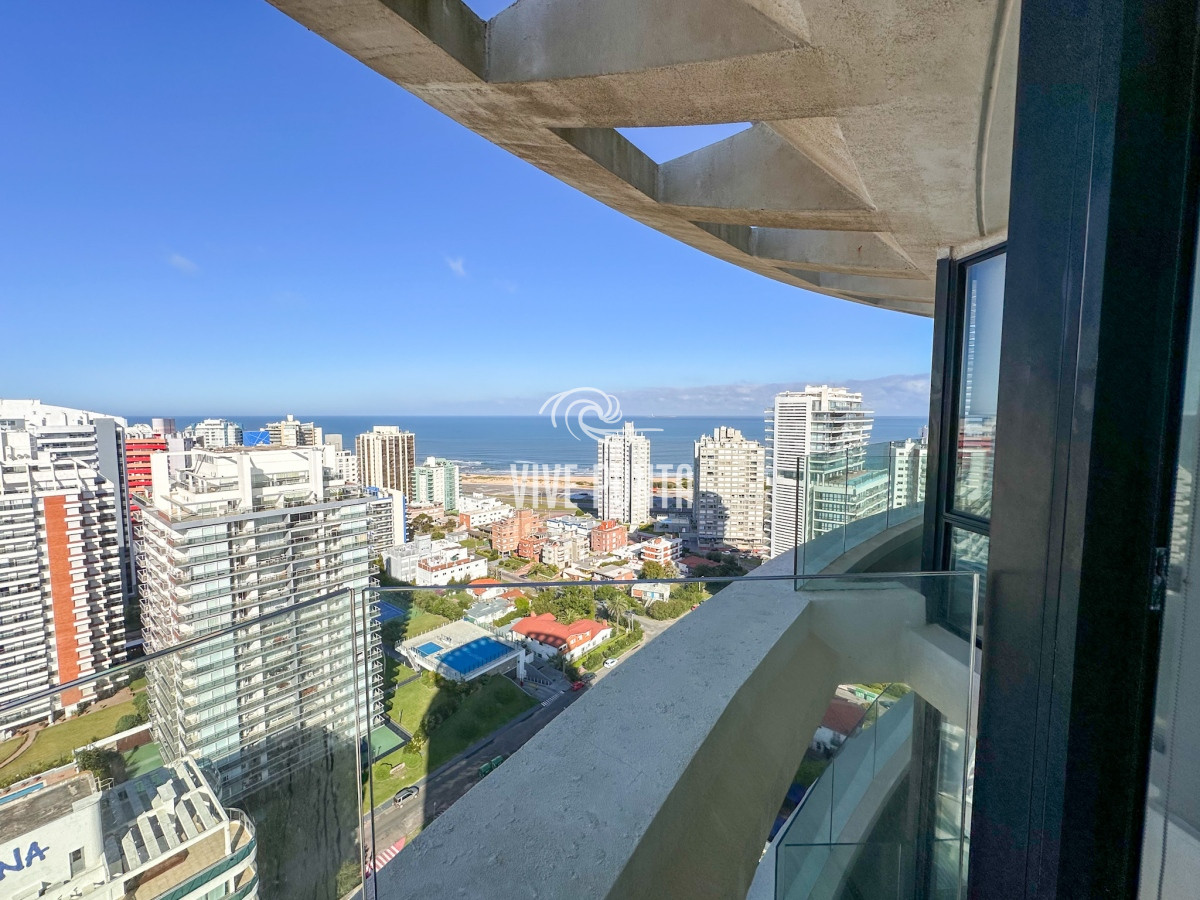 Apartamento ID.686 - ALQUILER ANUAL 1 DORMITORIO PISO ALTO SIN MUEBLES PUNTA DEL ESTE AIDY GRILL