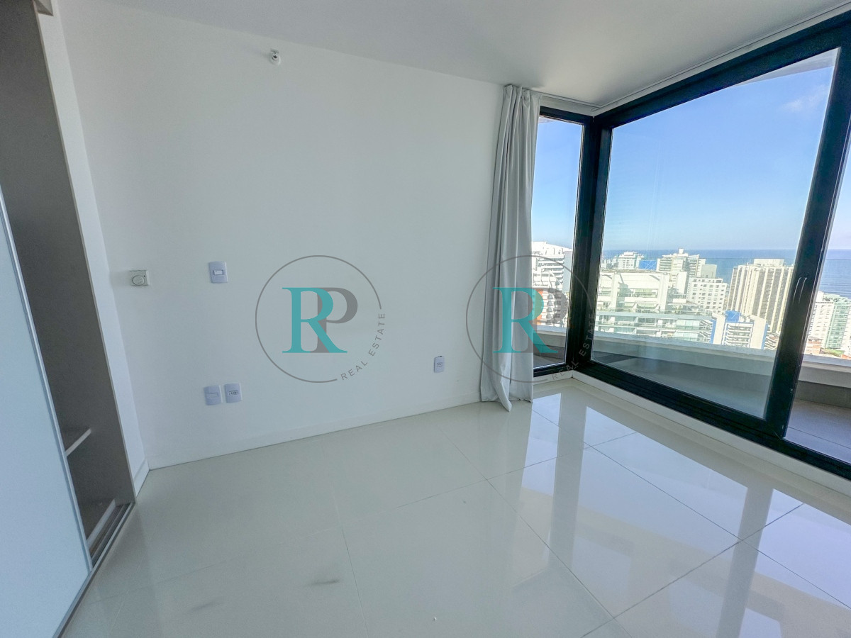 Apartamento ID.1674 - ALQUILER ANUAL 1 DORMITORIO PISO ALTO SIN MUEBLES PUNTA DEL ESTE AIDY GRILL