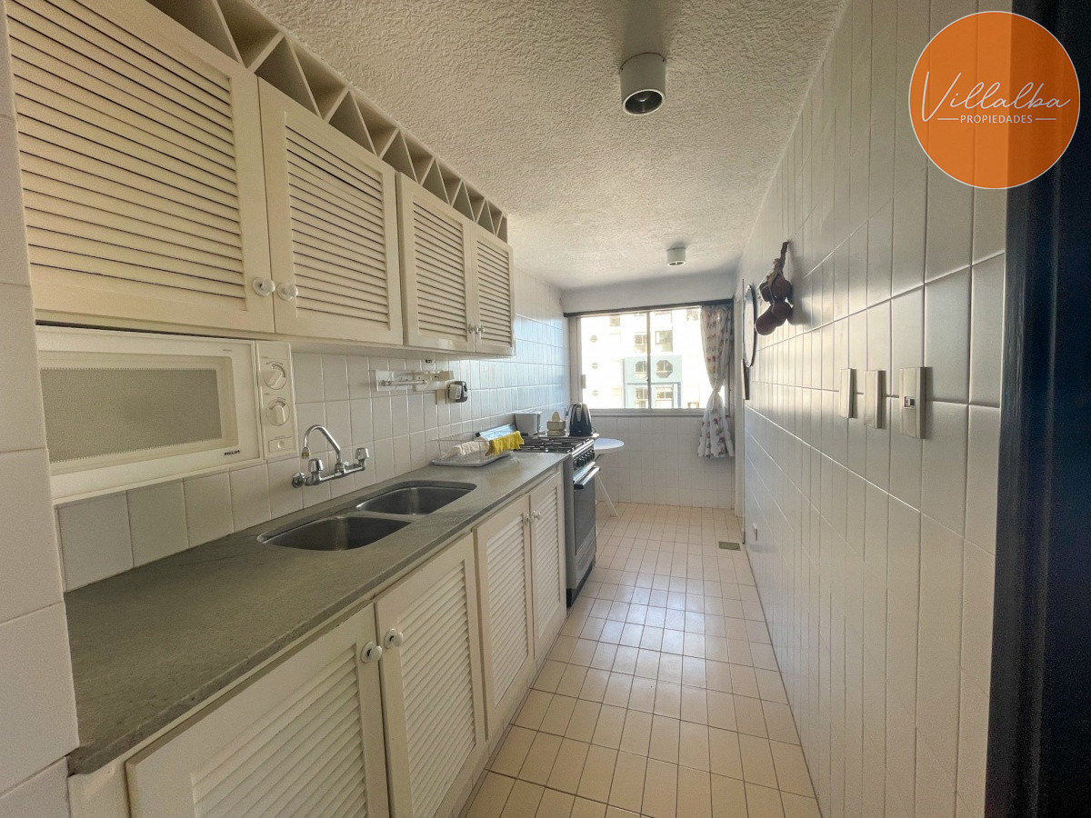 Apartamento ID.2693 - VENDO APARTAMENTO 2 DORMITORIOS PENINSULA PUNTA DEL ESTE
