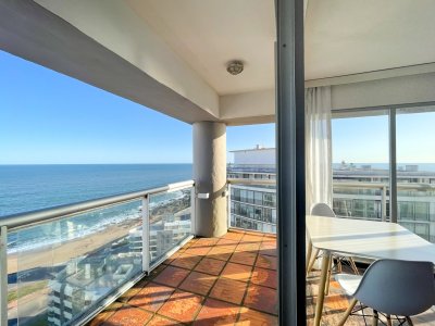 VENDO APARTAMENTO 2 DORMITORIOS PENINSULA PUNTA DEL ESTE