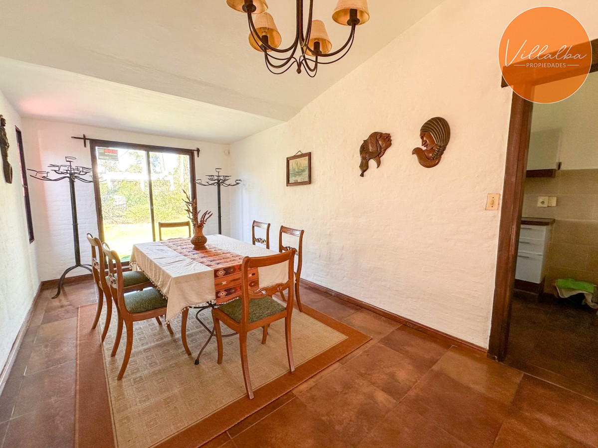 Apartamento ID.3168 - VENTA CASA 4 DORMITORIOS 3 BAÑOS EXCELENTE IMPECABLE ESTADO PINARES A METROS DEL MAR