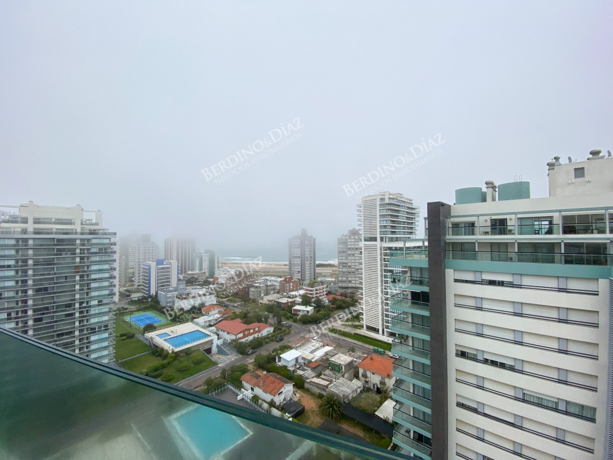 Apartamento ID.2798 - VENDO APARTAMENTO 1 DORMITORIO y MEDIO PUNTA DEL ESTE MANSA BRAVA