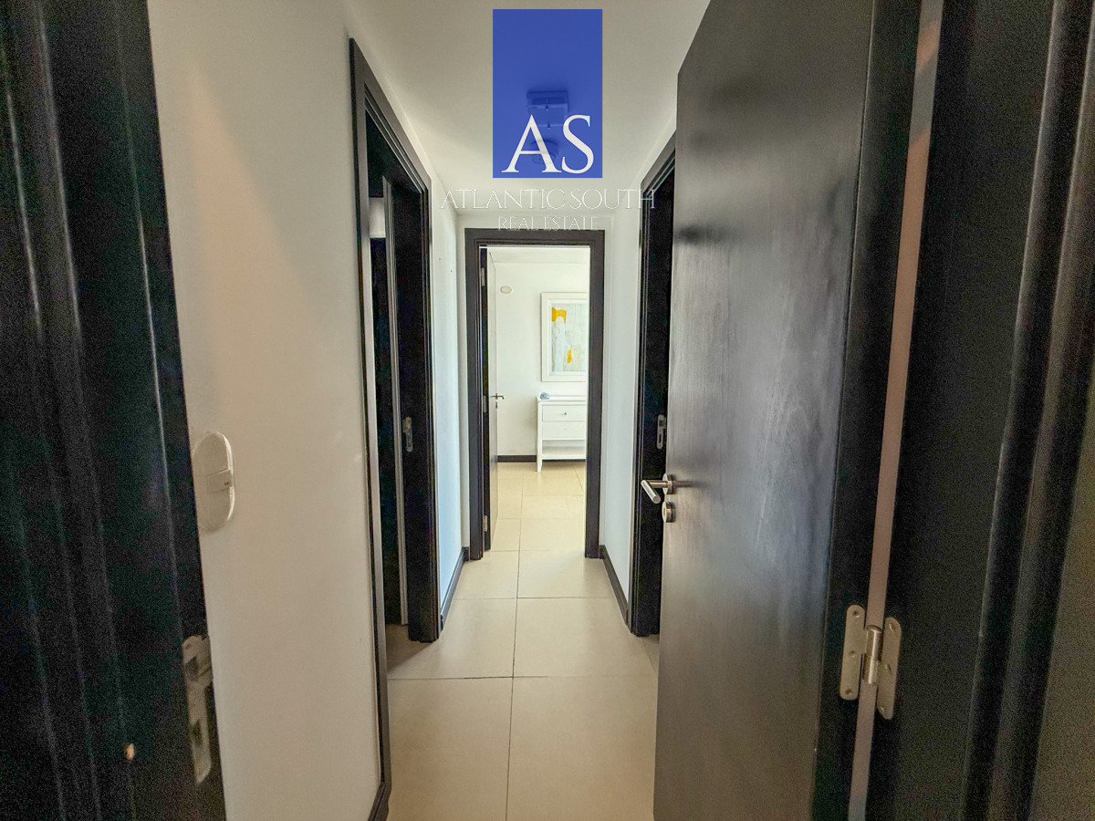 Apartamento ID.4002 - Apartamento 3 dormitorios en torre de categoría con vista al mar garage Playa Mansa