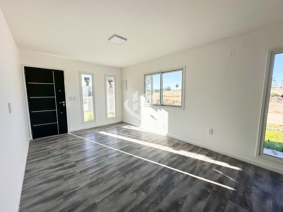 Casa ID.1441 - VENTA CASAS 2 DORMITORIOS 1 BAÑO A ESTRENAR 4H SEGUNDA ETAPA APTA PARA BANCO FINANCIADAS
