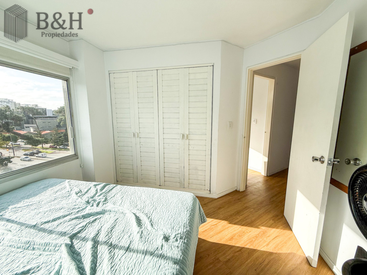 Apartamento ID.7375 - VENTA APARTAMENTO 2 DORMITORIOS 2 BAÑOS PISO MEDIO ROOSEVELT MANSA PUNTA DEL ESTE