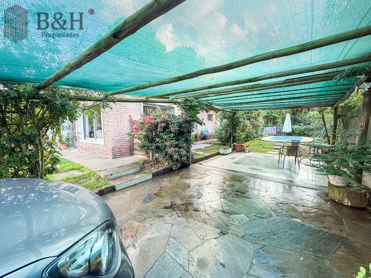 Casa ID.7346 - VENTA CASA 3 DORMITORIOS + LOFT 2 SUITES JARDINES DE CORDOBA ALADO DE BARRIO PRIVADO PUNTA DEL ESTE