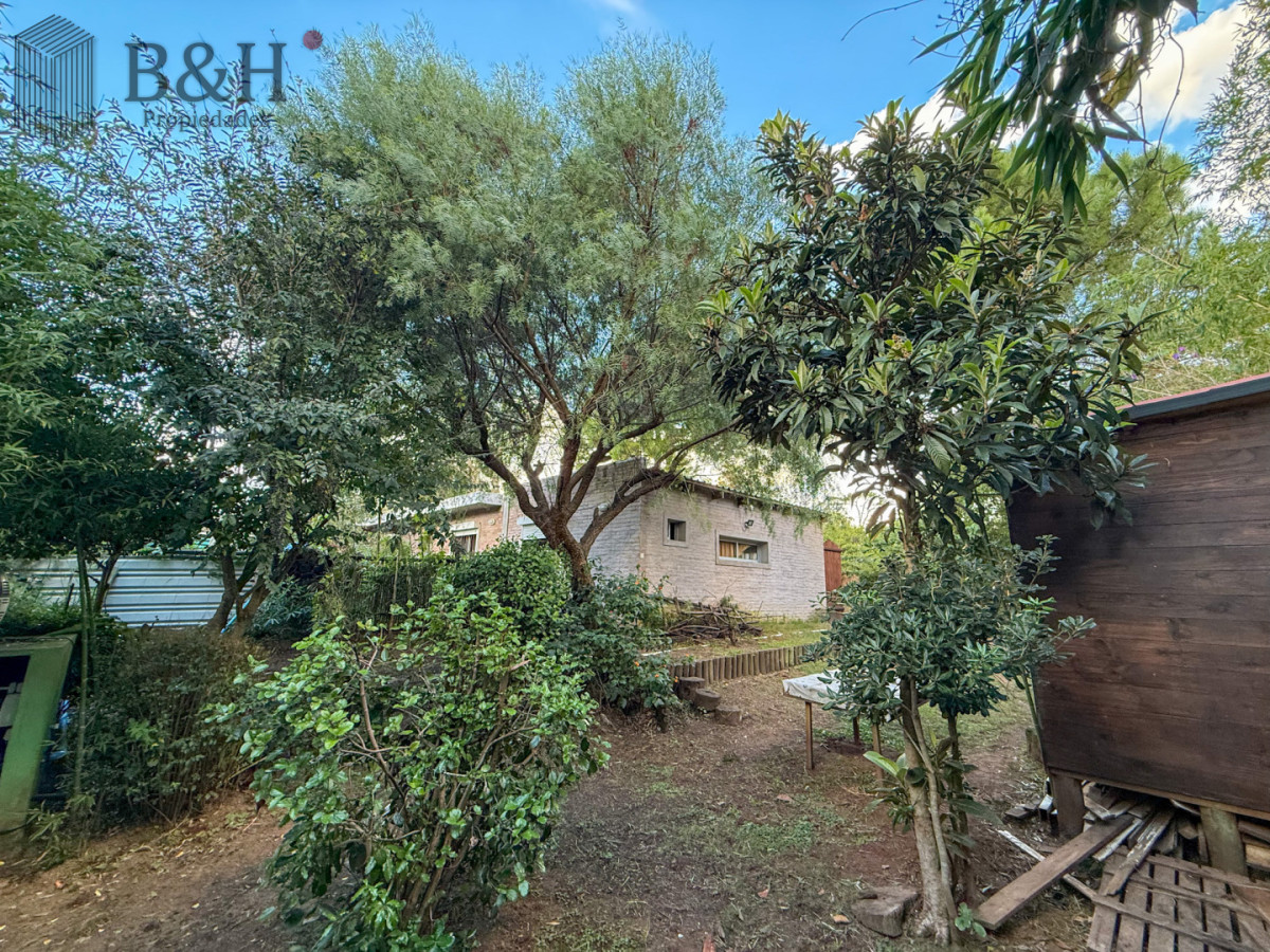 Casa ID.7346 - VENTA CASA 3 DORMITORIOS + LOFT 2 SUITES JARDINES DE CORDOBA ALADO DE BARRIO PRIVADO PUNTA DEL ESTE