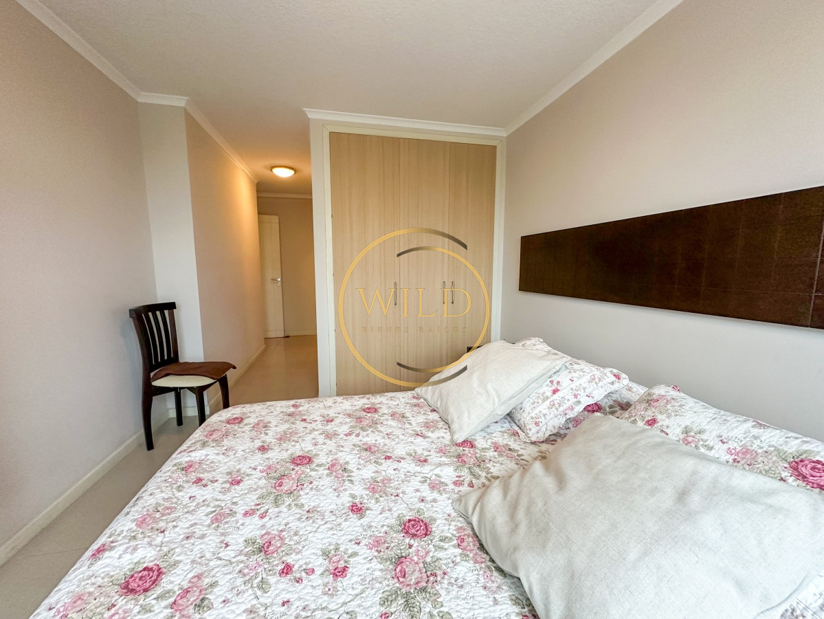 Apartamento ID.1894 - VENTA OPORTUNIDAD PISO MEDIO ALTO 3 DORMITORIOS SUITES OCEAN DRIVE PUNTA DEL ESTE