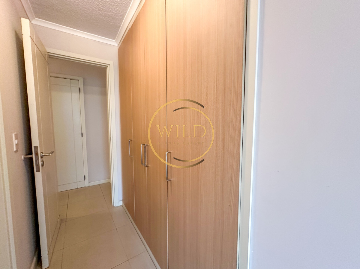 Apartamento ID.1894 - VENTA OPORTUNIDAD PISO MEDIO ALTO 3 DORMITORIOS SUITES OCEAN DRIVE PUNTA DEL ESTE