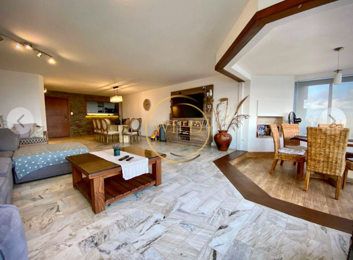 Apartamento ID.2077 - VENTA ESPECTACULAR PLANTA APARTAMENTO 3 DORMITORIOS Y SERVICIO PUNTA DEL ESTE ROOSEVELT