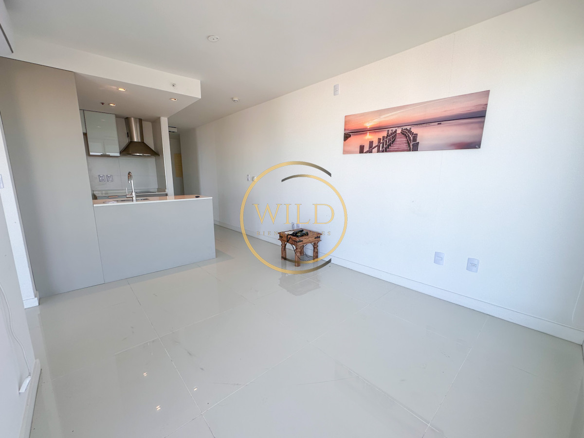 Apartamento ID.2053 - ALQUILER ANUAL 1 DORMITORIO PISO ALTO SIN MUEBLES PUNTA DEL ESTE AIDY GRILL
