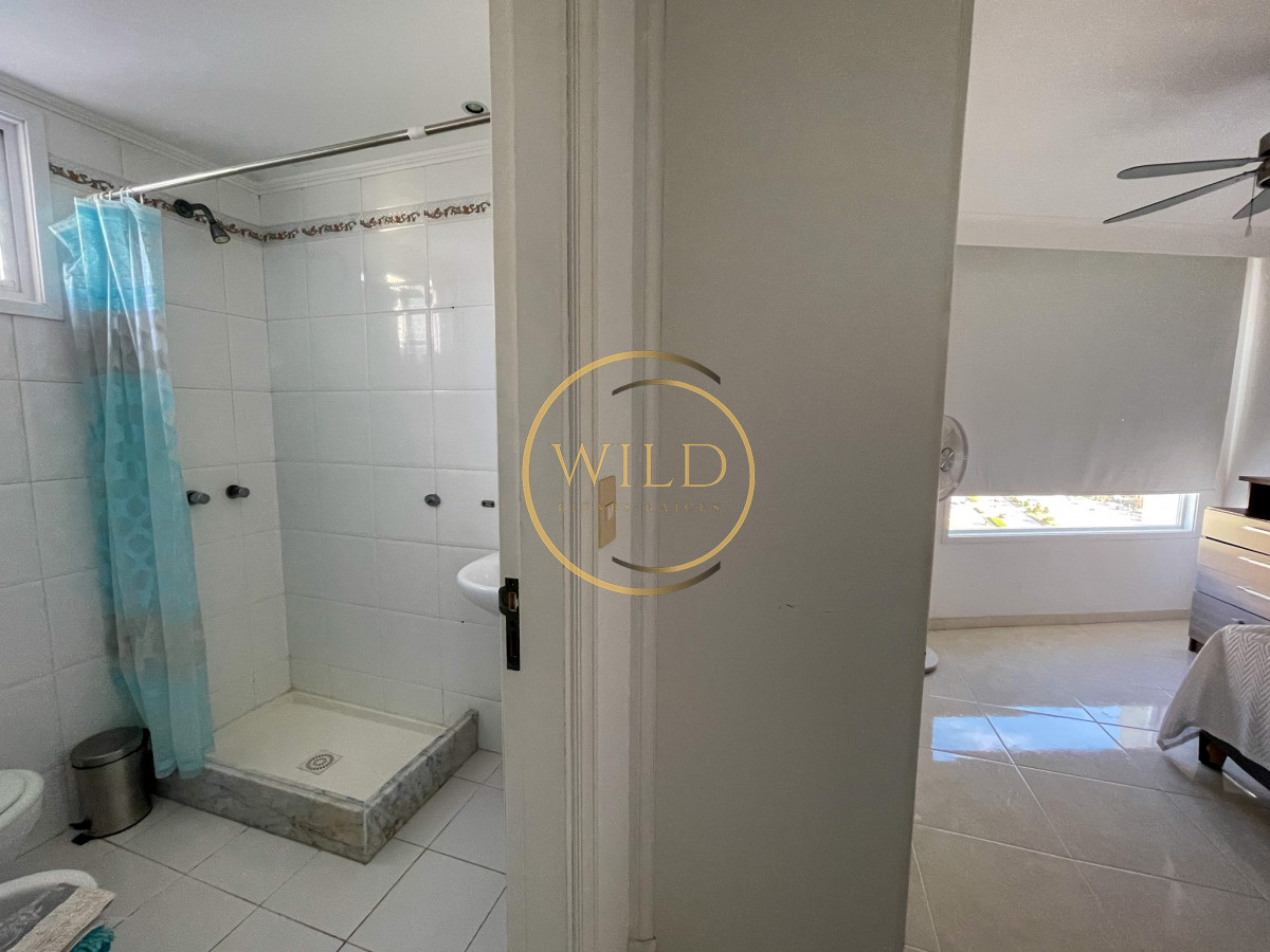 Apartamento ID.1829 - VENDO APARTAMENTO 3 DORMITORIOS + SERVICIO MILLENIUM PUNTA DEL ESTE MANSA PRIMERA LINEA VISTA AL MAR