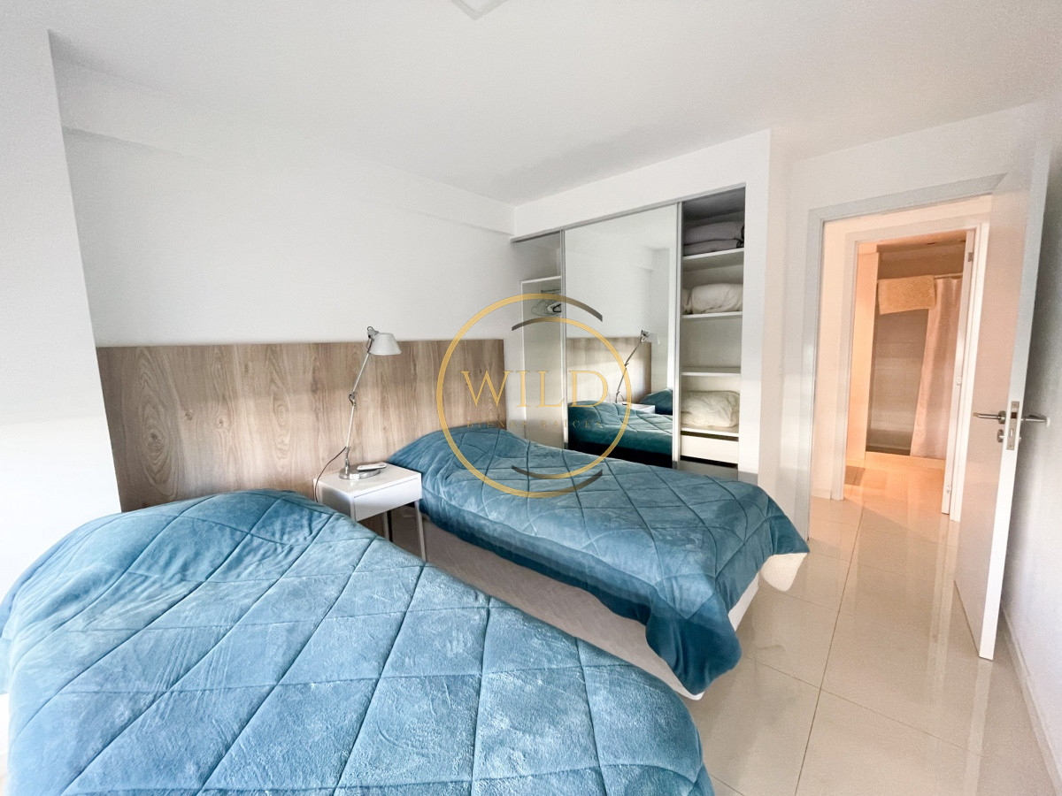 Apartamento ID.1843 - VENDO ALQUILO ANUAL APARTAMENTO 2 DORMITORIOS 2 BAÑOS PUNTA DEL ESTE BRAVA AIDY GRILL