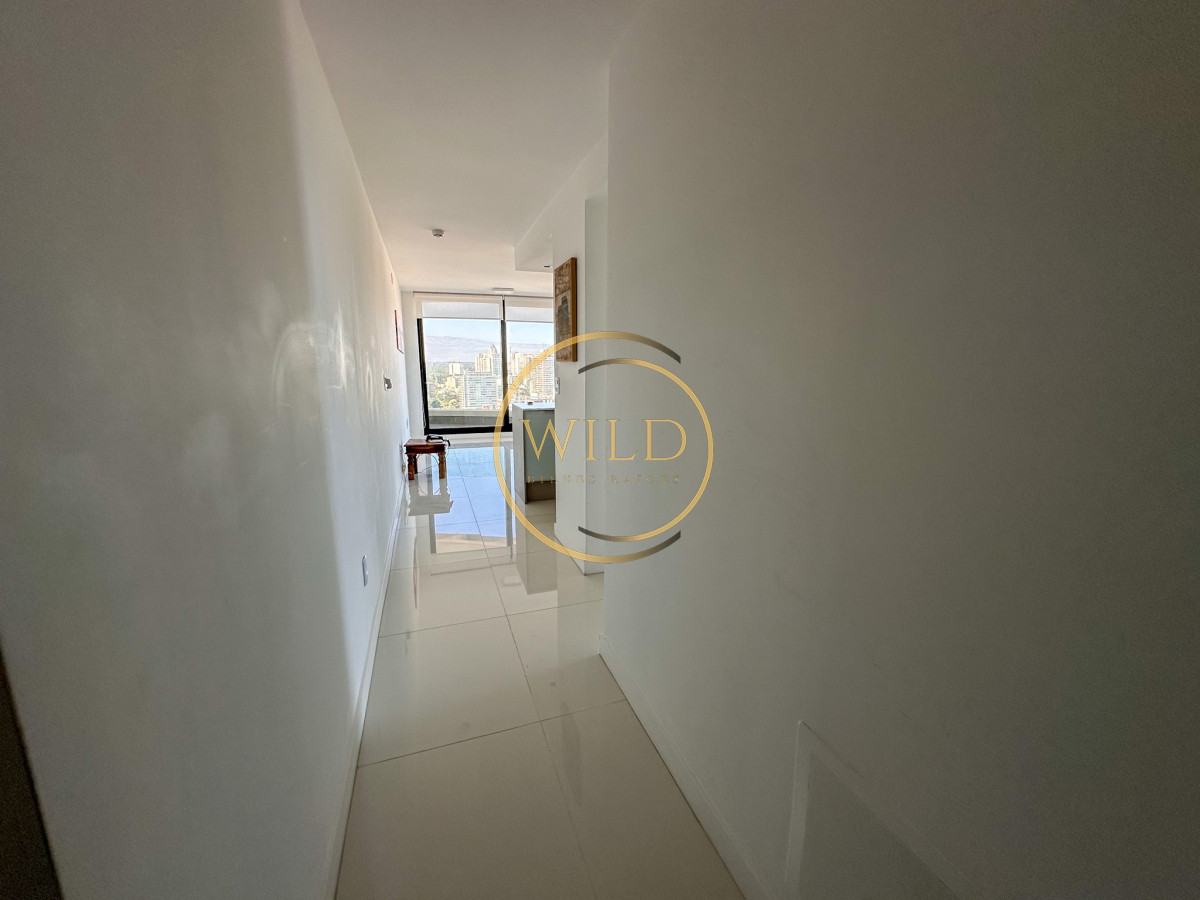 Apartamento ID.2053 - ALQUILER ANUAL 1 DORMITORIO PISO ALTO SIN MUEBLES PUNTA DEL ESTE AIDY GRILL