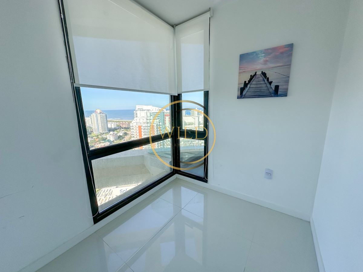 Apartamento ID.2053 - ALQUILER ANUAL 1 DORMITORIO PISO ALTO SIN MUEBLES PUNTA DEL ESTE AIDY GRILL