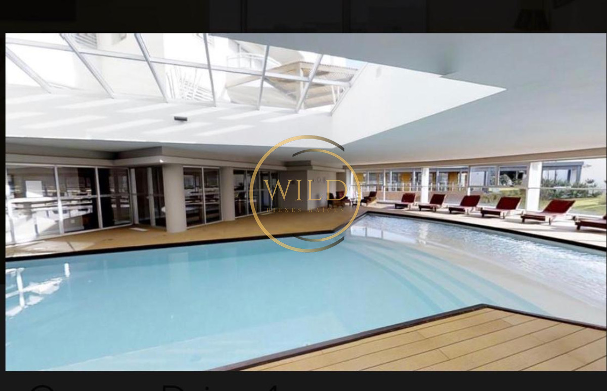 Apartamento ID.1894 - VENTA OPORTUNIDAD PISO MEDIO ALTO 3 DORMITORIOS SUITES OCEAN DRIVE PUNTA DEL ESTE