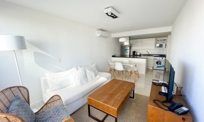 VENDO ALQUILO ANUAL APARTAMENTO 2 DORMITORIOS 2 BAÑOS PUNTA DEL ESTE BRAVA AIDY GRILL