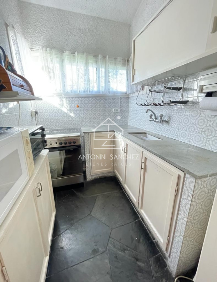 Apartamento ID.1802 - ALQUILER ANUAL DESDE 1ERO ABRIL 2025 APARTAMENTO 2 DORMITORIOS Y MEDIO 2 BAÑOS CANTEGRIL PUNTA DEL ESTE