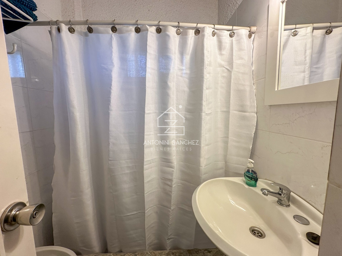 Apartamento ID.1802 - ALQUILER ANUAL DESDE 1ERO ABRIL 2025 APARTAMENTO 2 DORMITORIOS Y MEDIO 2 BAÑOS CANTEGRIL PUNTA DEL ESTE
