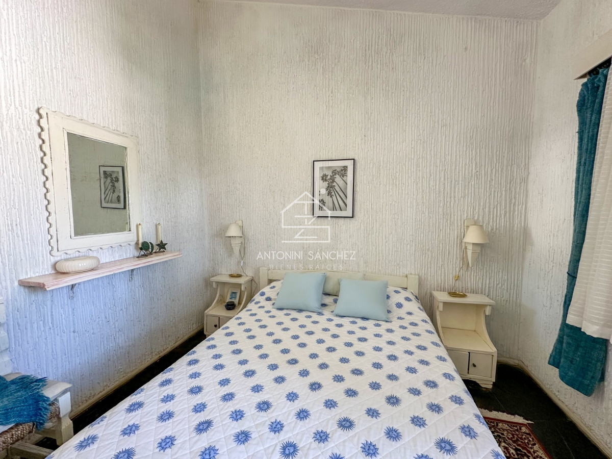 Apartamento ID.1802 - ALQUILER ANUAL DESDE 1ERO ABRIL 2025 APARTAMENTO 2 DORMITORIOS Y MEDIO 2 BAÑOS CANTEGRIL PUNTA DEL ESTE