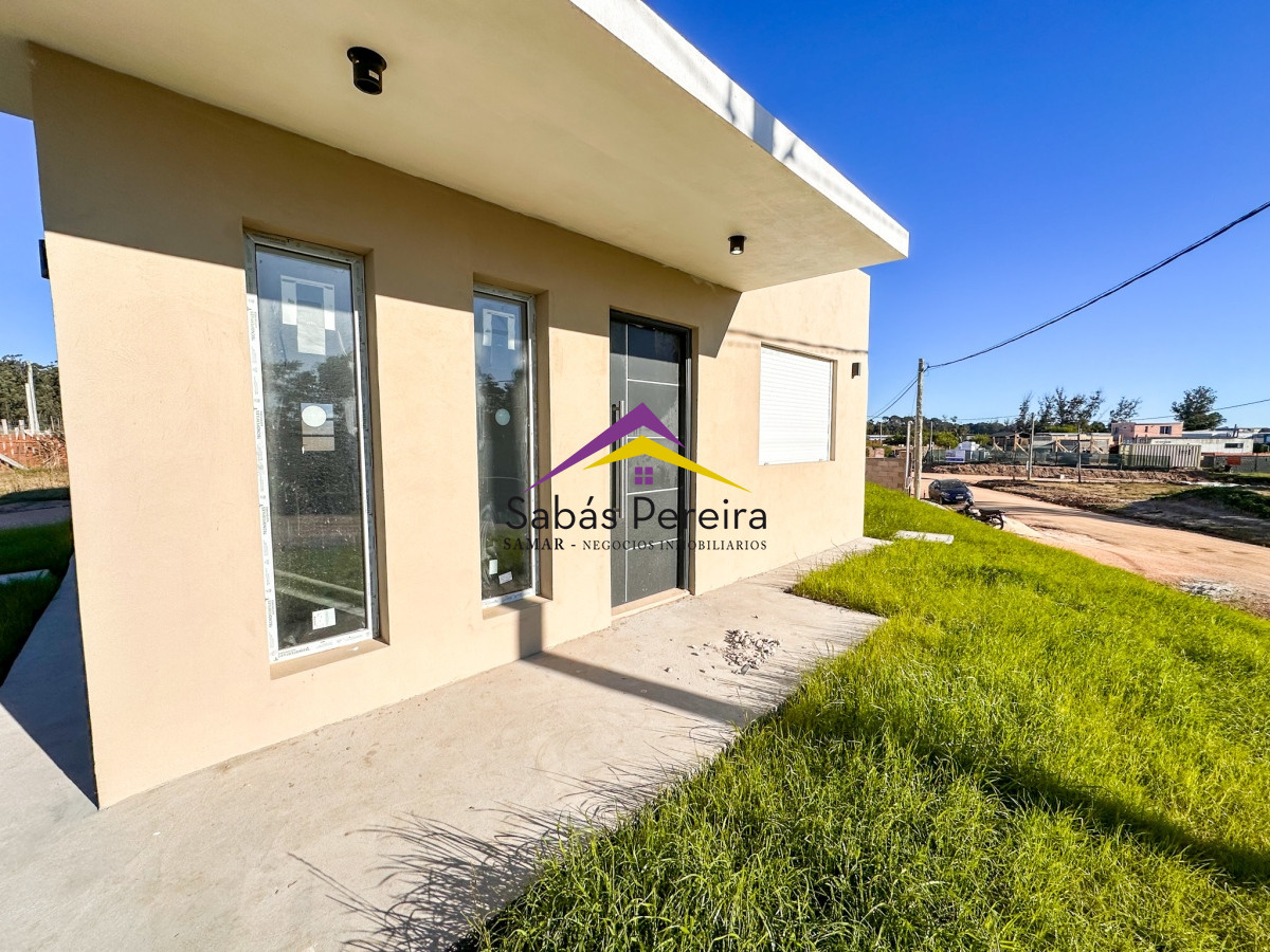 Casa ID.41293 - VENTA CASAS 2 DORMITORIOS 1 BAÑO A ESTRENAR 4H SEGUNDA ETAPA APTA PARA BANCO FINANCIADAS