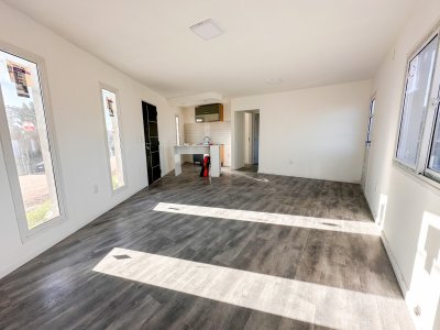 VENTA CASA 2 DORMITORIOS 1 BAÑO A ESTRENAR 4H SEGUNDA ETAPA APTA PARA BANCO FINANCIADAS