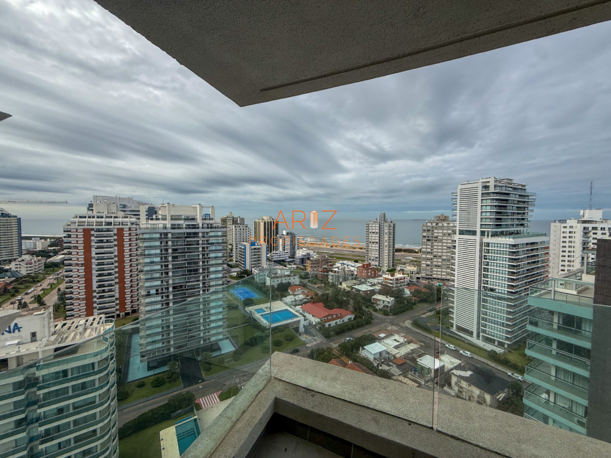 Apartamento ID.616 - ALQUILER ANUAL 1 DORMITORIO TODOS LOS SERVICIOS PUNTA DEL ESTE