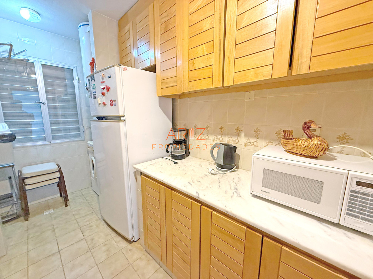 Apartamento ID.2377 - VENTA OPORTUNIDAD 2 DORMITORIOS 2 BAÑOS 1 SUITE PRIMERA LINEA PLAYA BRAVA FRENTE AL MAR AMPLIO APARTAMENTO EXCELENTE CONSTRUCCION