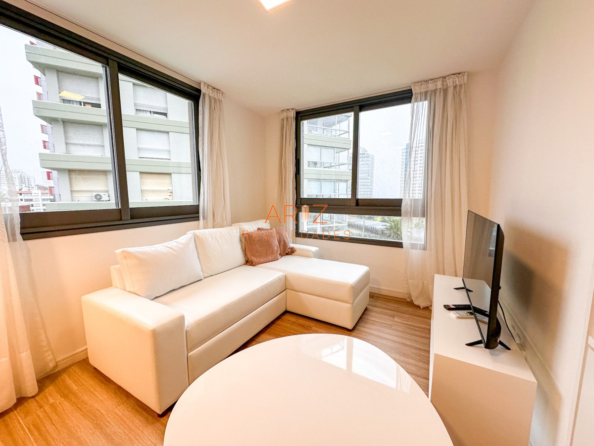 Apartamento ID.2040 - ALQUILER ANUAL 1 DORMITORIO PUNTA DEL ESTE BRAVA A 1 CUADRA DEL MAR