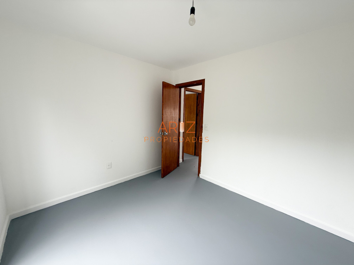 Apartamento ID.2367 - VENTA APARTAMENTO TIPO CASITA PLANTA BAJA EXCELENTE RENTABILIDAD MALDONADO 2 DORMITORIOS 1 BAÑO