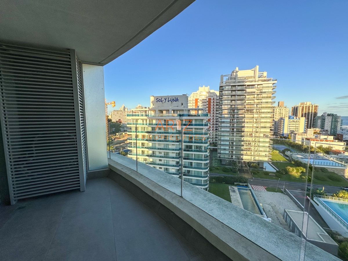 Apartamento ID.1725 - ALQUILER ANUAL 1 DORMITORIO SIN MUEBLES BRAVA PUNTA DEL ESTE 