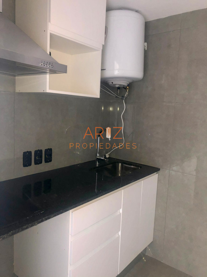 Apartamento ID.1885 - VENTA MONOAMBIENTE APARTAMENTO EN PUNTA DEL ESTE ROOSEVELT AMOBLADO