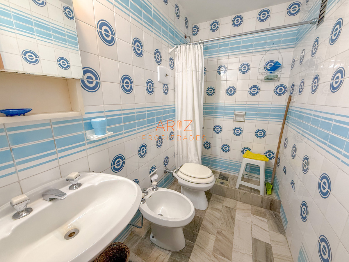 Apartamento ID.2402 - VENTA OPORTUNIDAD PRIMERA LINEA APARTAMENTO 2 DORMITORIOS VISTA A LA BRAVA PUNTA DEL ESTE 