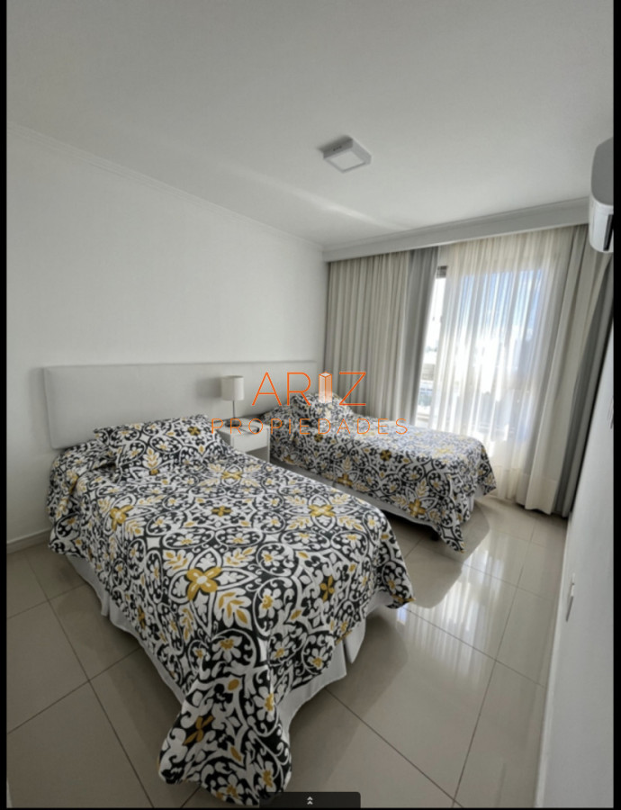 Apartamento ID.1561 - ALQUILER ANUAL 2 DORMITORIOS 1 BAÑO Y MEDIO TODOS LOS SERVICIOS PUNTA DEL ESTE