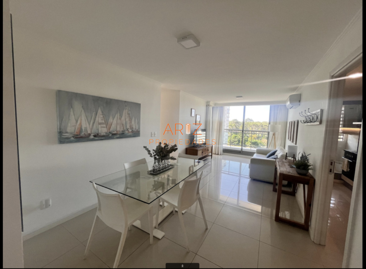 Apartamento ID.1561 - ALQUILER ANUAL 2 DORMITORIOS 1 BAÑO Y MEDIO TODOS LOS SERVICIOS PUNTA DEL ESTE
