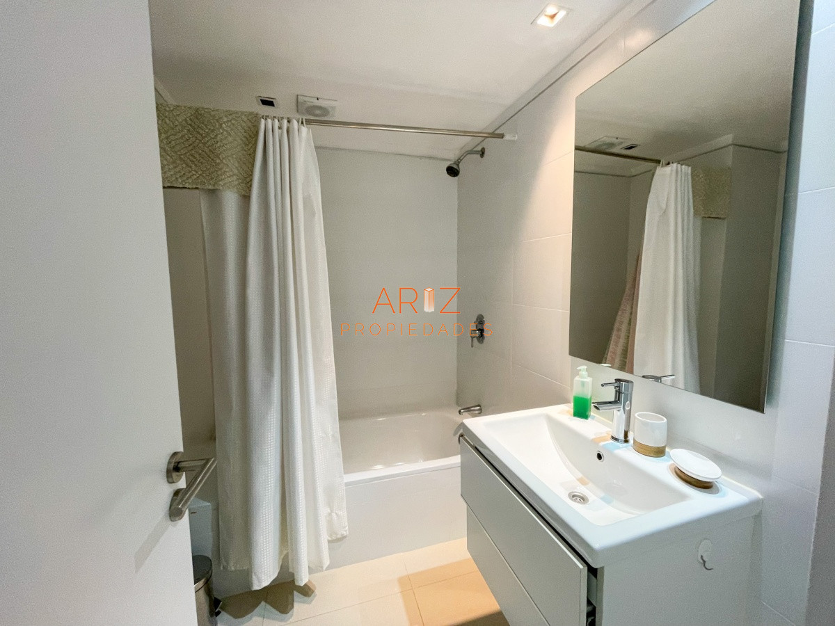 Apartamento ID.981 - VENDO ALQUILO ANUAL APARTAMENTO 2 DORMITORIOS 2 BAÑOS PUNTA DEL ESTE BRAVA AIDY GRILL