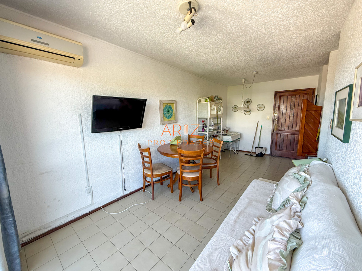 Apartamento ID.2343 - VENTA OPORTUNIDAD PRIMERA LINEA 1 DORMITORIO CON VISTA LATERAL MANSA DESPEJADA