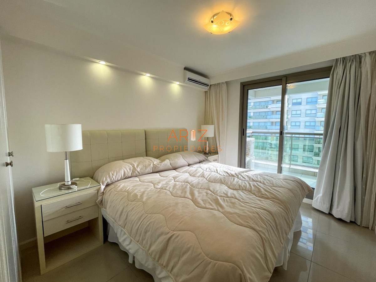 Apartamento ID.1489 - VENDO APARTAMENTO IMPERIALE TORRE II ESQUINERO 3 Y DEPENDENCIA BRAVA PUNTA DEL ESTE