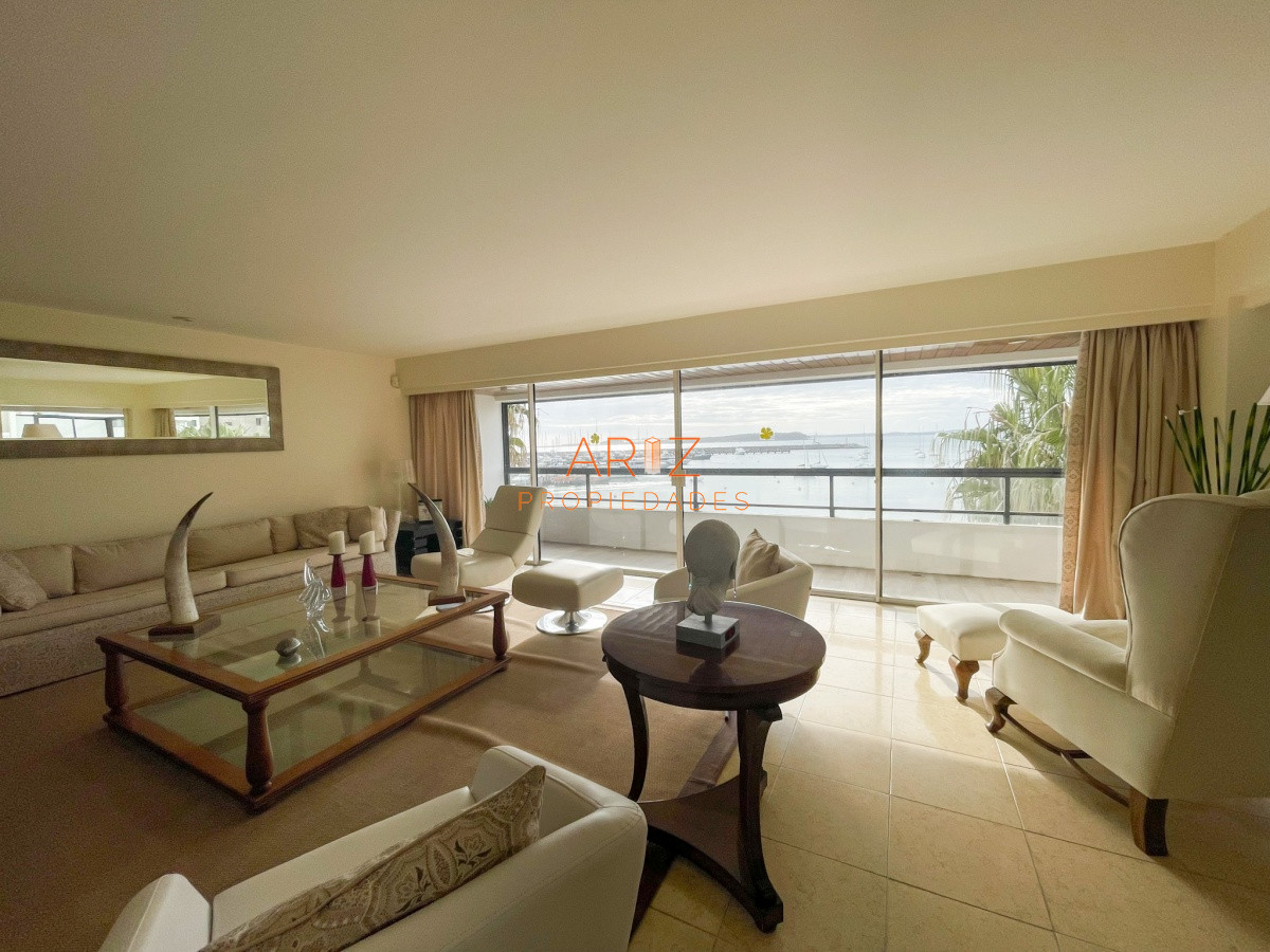 Apartamento ID.440 - ALQUILER ANUAL TEMPORADA INVERNAL APARTAMENTO 3 DORMITORIOS PUERTO PUNTA DEL ESTE