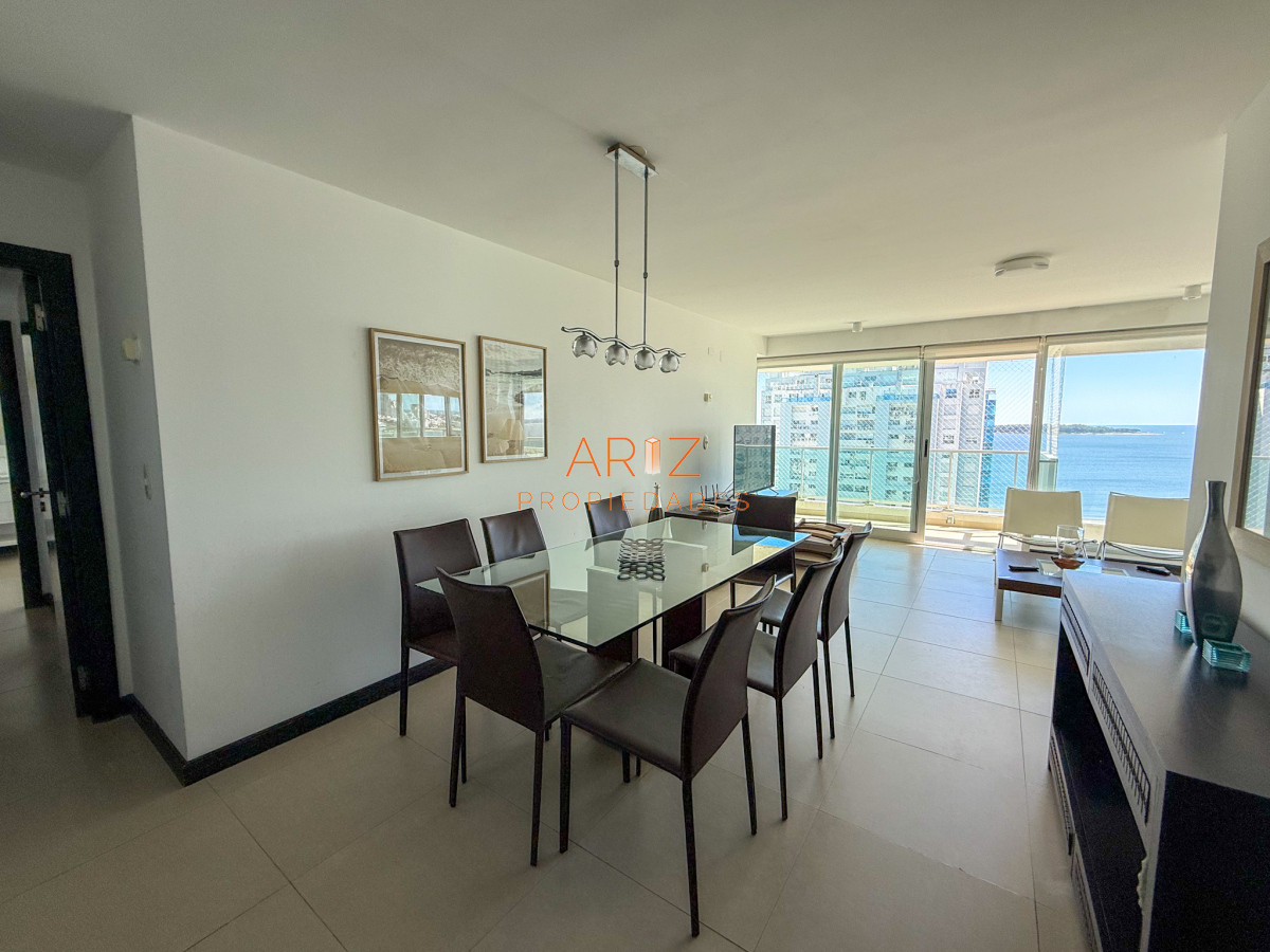 Apartamento ID.2326 - VENTA APARTAMENTO 3 DORMITORIOS EN SUITE + TOILETTE PISO ALTO SEGUNDA LINEA VISTA A LA MANSA 