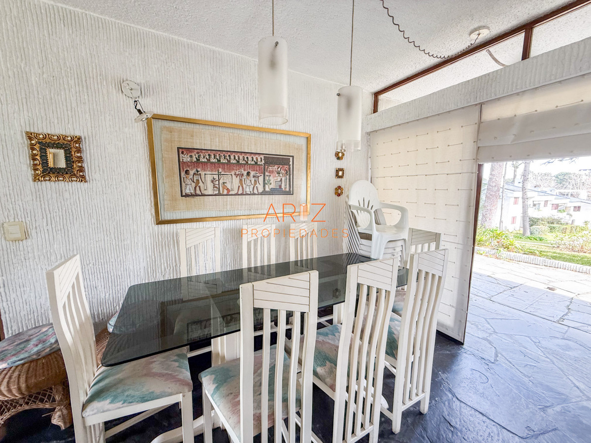 Apartamento ID.2425 - VENTA APARTAMENTO PLANTA BAJA ESTILO CASITA CANTEGRIL ROOSEVELT 2 DORMITORIOS 1 BAÑO PUNTA DEL ESTE