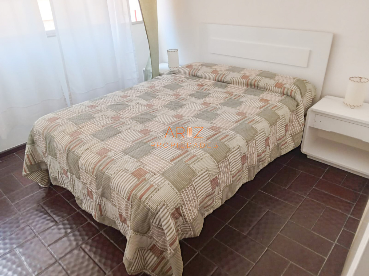 Apartamento ID.2120 - OPORTUNIDAD FRENTE AL MAR VENTA APARTAMENTO 1 DORMITORIO Y MEDIO BRAVA PUNTA DEL ESTE