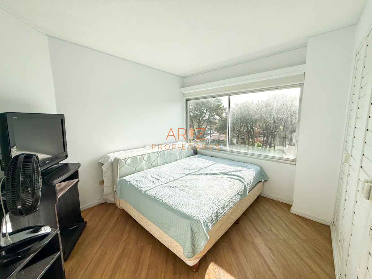 Apartamento ID.2518 - VENTA APARTAMENTO 2 DORMITORIOS 2 BAÑOS PISO MEDIO ROOSEVELT MANSA PUNTA DEL ESTE