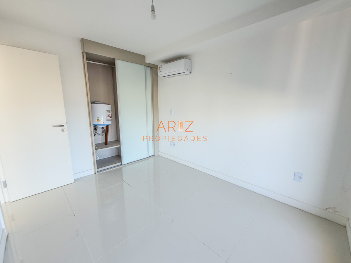 Apartamento ID.921 - ALQUILER ANUAL 1 DORMITORIO SIN MUEBLES DESDE YA PUNTA DEL ESTE TODOS LOS SERVICIOS
