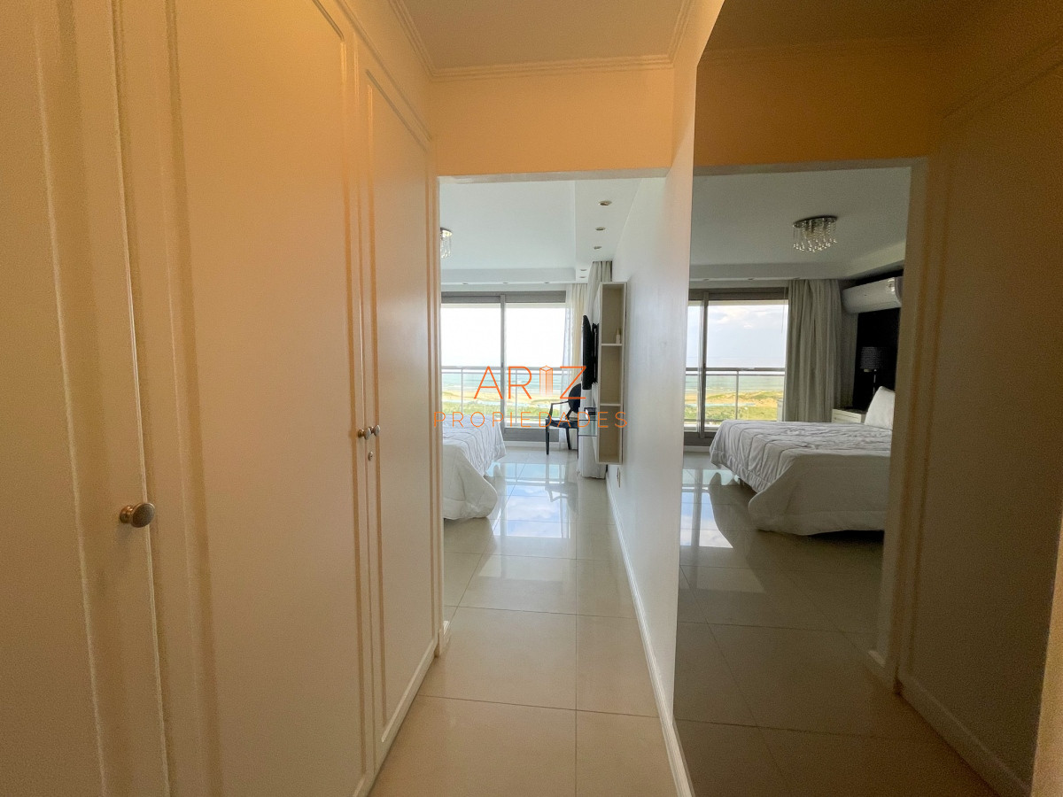 Apartamento ID.1489 - VENDO APARTAMENTO IMPERIALE TORRE II ESQUINERO 3 Y DEPENDENCIA BRAVA PUNTA DEL ESTE